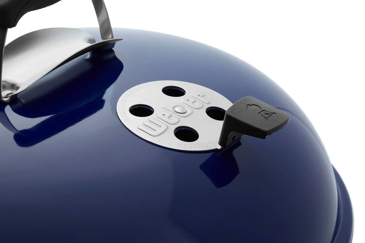 Ocean Blue Weber Master-Touch GBS C-5750 Charcoal BBQ 57cm